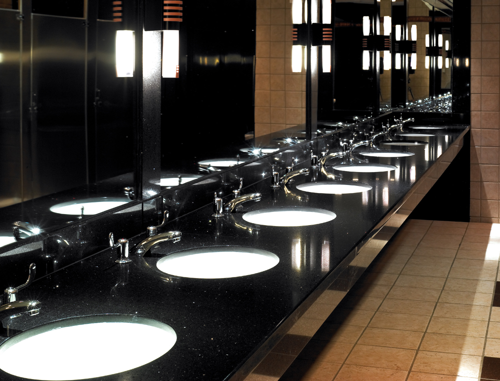 WC Silestone Negro Stellar